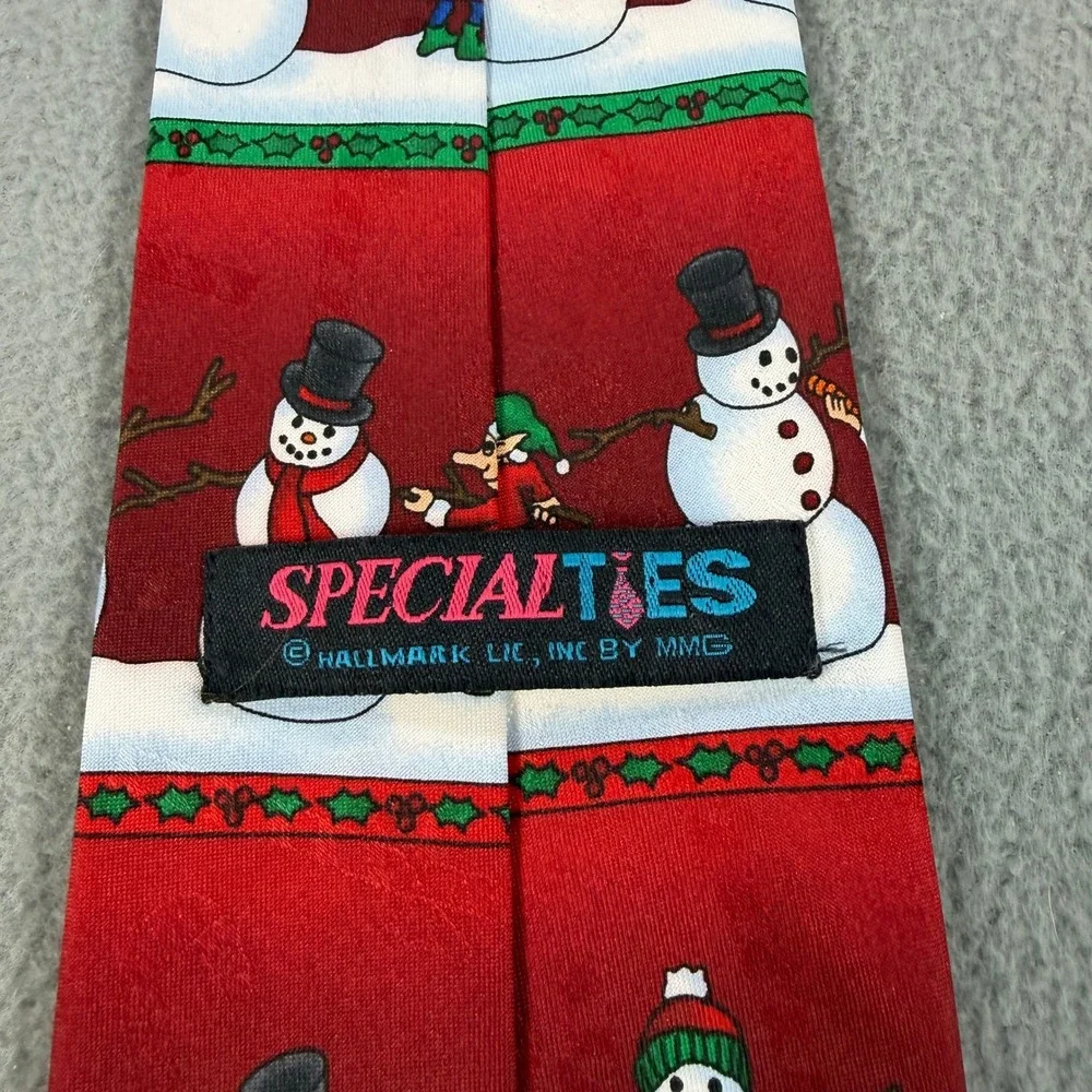 Special Ties Hallmark Snowmen‎ Elves Christmas Holiday Red Silk Blend Necktie